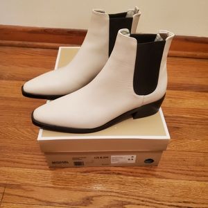 Michael Kors Leather Lottie flat bootie size 8.5